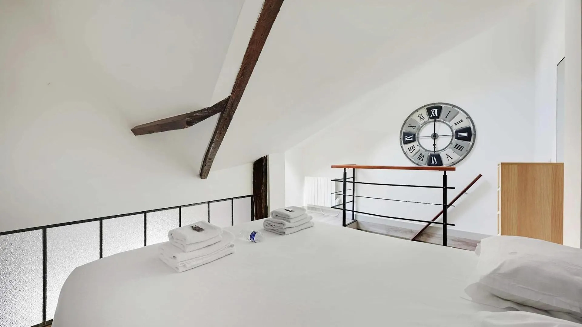 Authentic Apartment - 1Br 6P - Centre De París
